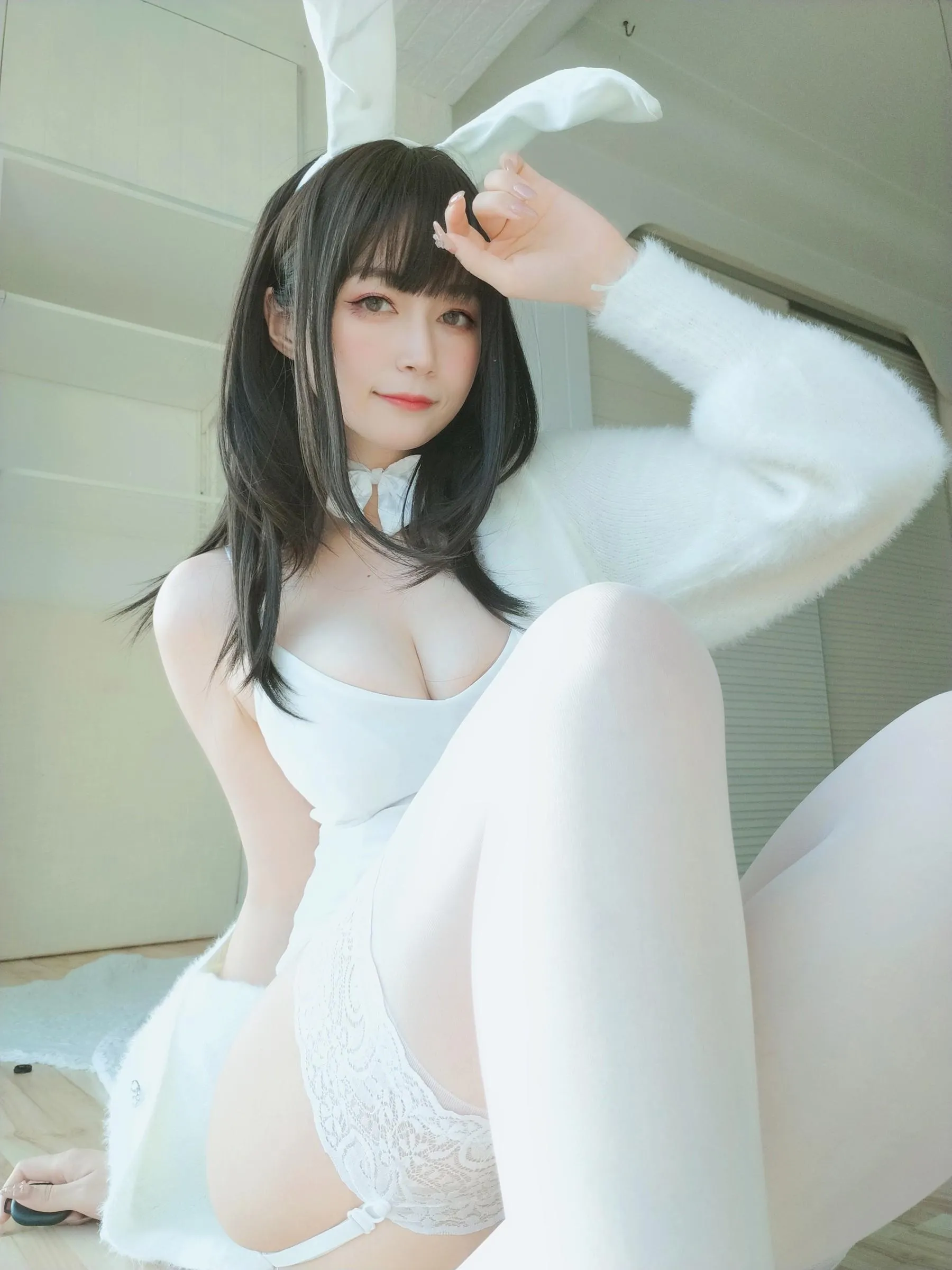 白银81 – 自撮 Vol.52 白丝兔子 [110P]插图1